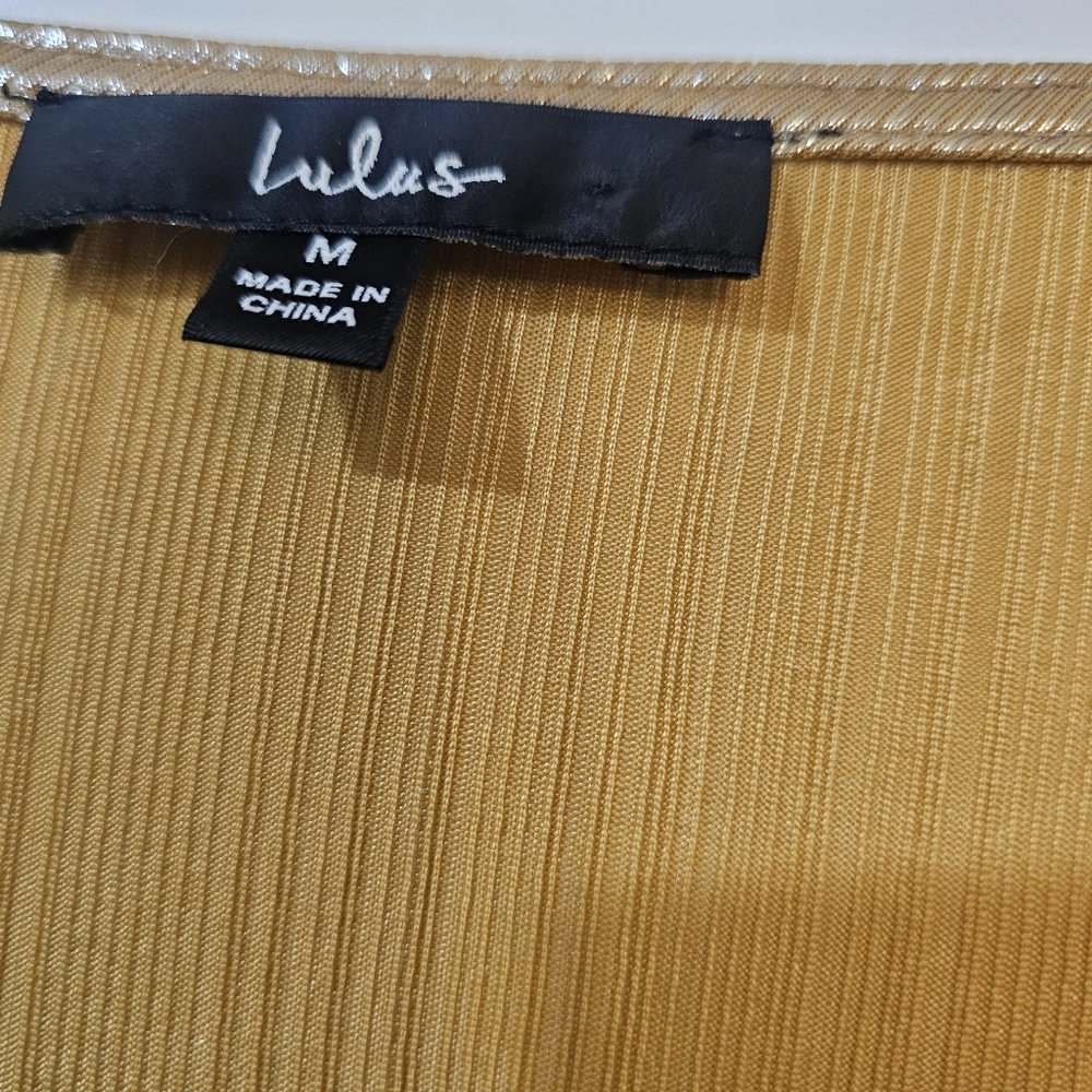 Lulus Shinning Beauty Metallic Gold Top Size Medium Long Sleeves Disco 70s Vibe - Picture 7 of 11
